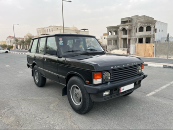 Land Rover  Range Rover  Vogue  1987  Manual  200,000 Km  8 Cylinder  Four Wheel Drive (4WD)  SUV  Black