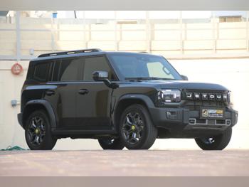 Jetour  T2  Luxury  2025  Automatic  13,000 Km  4 Cylinder  Four Wheel Drive (4WD)  SUV  Black  With Warranty