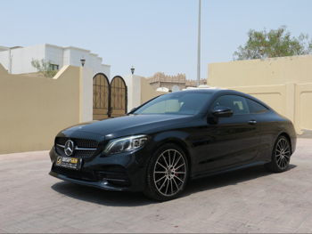 Mercedes-Benz  C-Class  300  2019  Automatic  113,000 Km  4 Cylinder  Rear Wheel Drive (RWD)  Coupe / Sport  Black