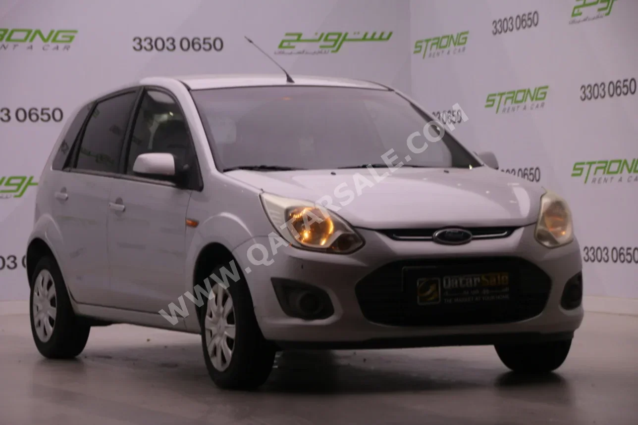 Ford  Figo  2014  Automatic  111,000 Km  4 Cylinder  Front Wheel Drive (FWD)  Hatchback  Gray