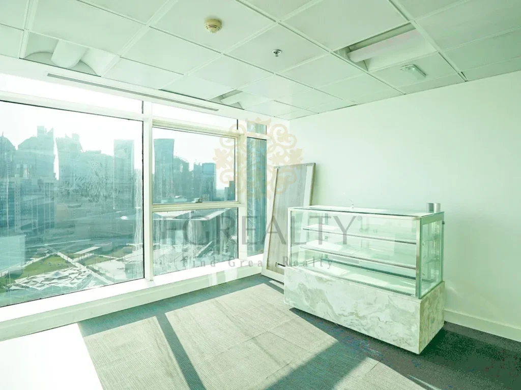 Commercial Offices - Not Furnished  - Doha  - Al Dafna