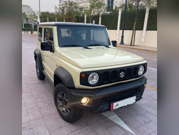 Suzuki  Jimny  2022  Automatic  18,000 Km  4 Cylinder  Four Wheel Drive (4WD)  SUV  Beige