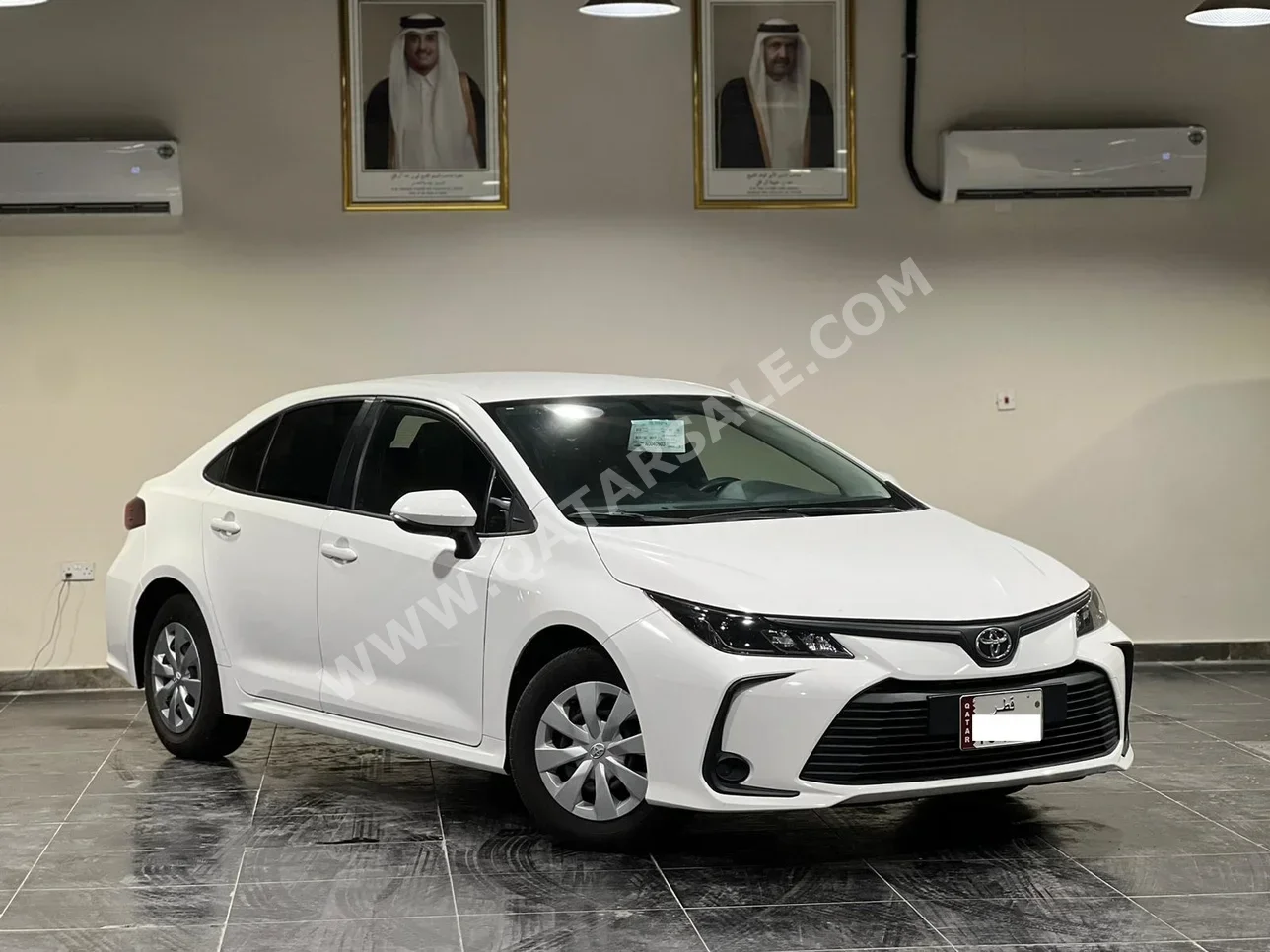 تويوتا  كورولا  ال اي  2022  اوتوماتيك  84,000 كم  4 سلندر  سحب امامي  سيدان  أبيض