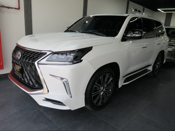 Lexus  LX  570 S  2016  Automatic  221,000 Km  8 Cylinder  Four Wheel Drive (4WD)  SUV  White