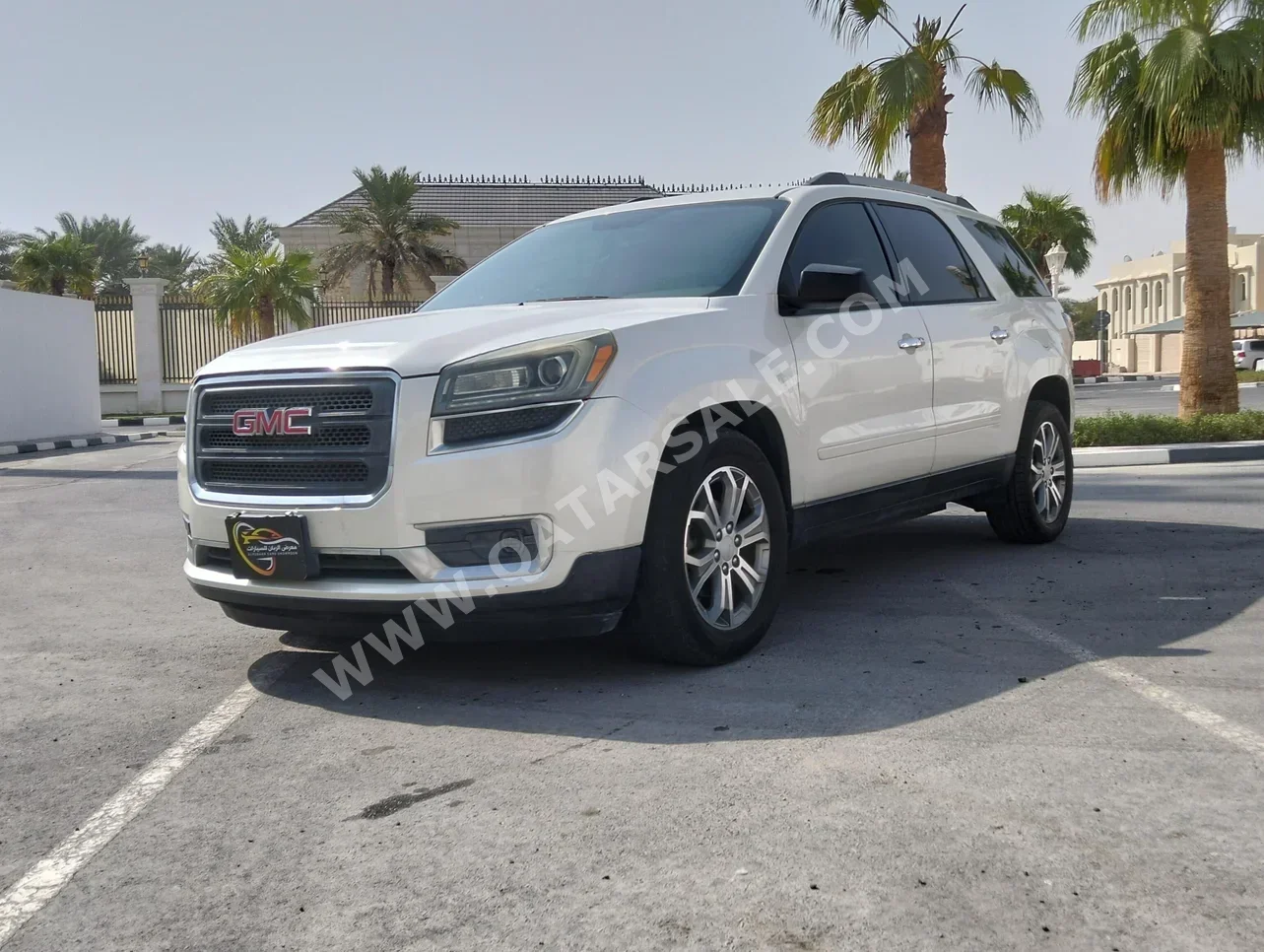 GMC  Acadia  2015  Automatic  157,000 Km  6 Cylinder  All Wheel Drive (AWD)  SUV  White