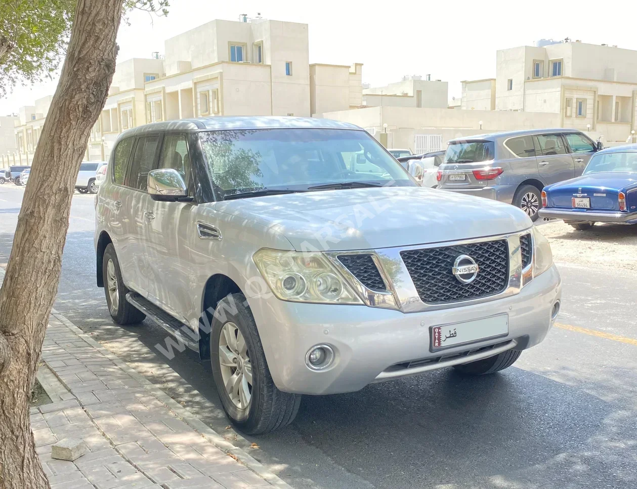 نيسان  باترول  اس اي  2012  اوتوماتيك  244,000 كم  6 سلندر  دفع رباعي  اس يو في  فضي