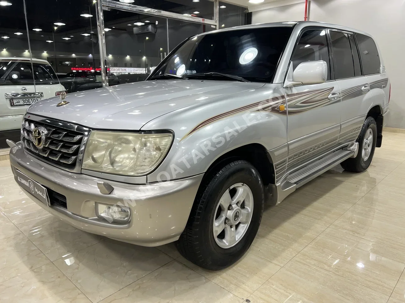 Toyota  Land Cruiser  GXR  2007  Automatic  346,000 Km  6 Cylinder  Four Wheel Drive (4WD)  SUV  Silver