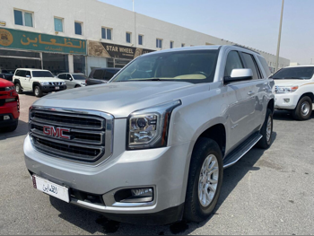 GMC  Yukon  2017  Automatic  191,000 Km  8 Cylinder  Four Wheel Drive (4WD)  SUV  Silver