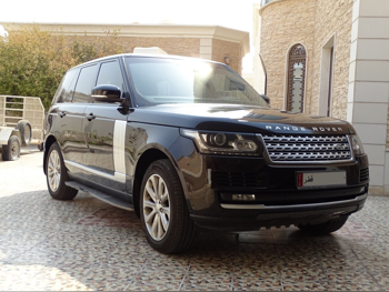 Land Rover  Range Rover  Vogue  2015  Automatic  102,000 Km  8 Cylinder  Four Wheel Drive (4WD)  SUV  Black