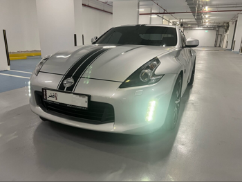 نيسان  زد  370  2021  اوتوماتيك  19,000 كم  6 سلندر  دفع خلفي  كوبيه \ سبورت  فضي