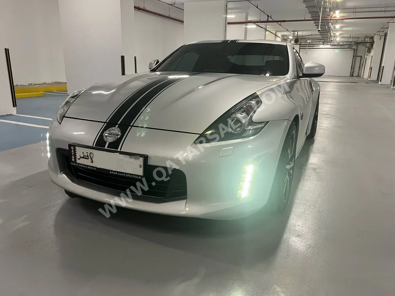 نيسان  زد  370  2021  اوتوماتيك  19,000 كم  6 سلندر  دفع خلفي  كوبيه \ سبورت  فضي