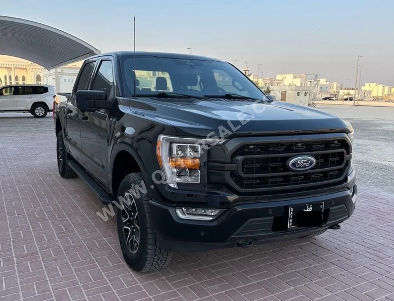 فورد  أف  150 اف اكس 4  2023  اوتوماتيك  34,000 كم  6 سلندر  دفع رباعي  بيكب  أسود  تحت الضمان