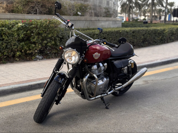 Royal Enfield  Interceptor -  2022 - Color Red & Black -  Warranty