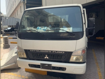Mitsubishi  Fuso Canter  2017  Manual  97,738 Km  4 Cylinder  Rear Wheel Drive (RWD)  Pick Up  White