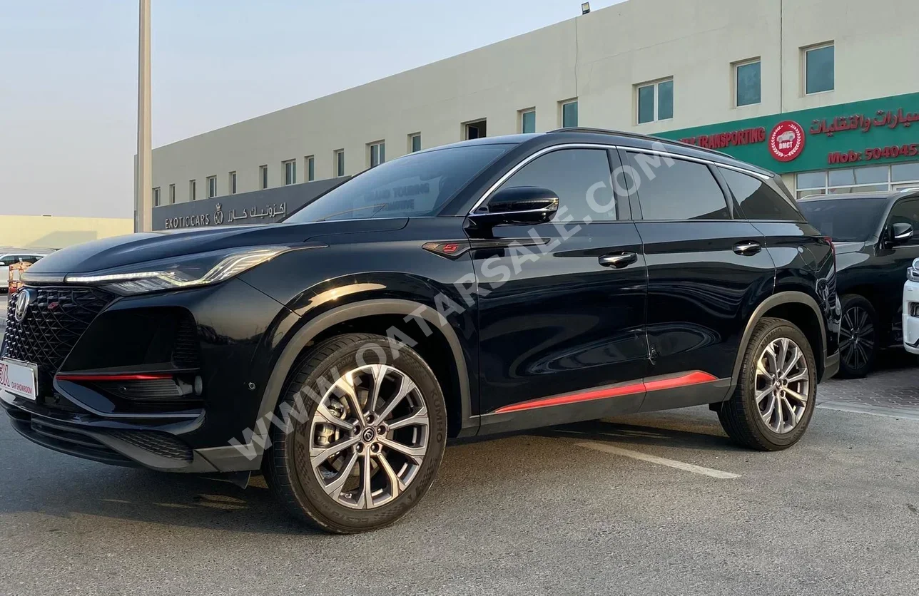 Changan  CS  75  2022  Automatic  126,000 Km  4 Cylinder  Four Wheel Drive (4WD)  SUV  Black
