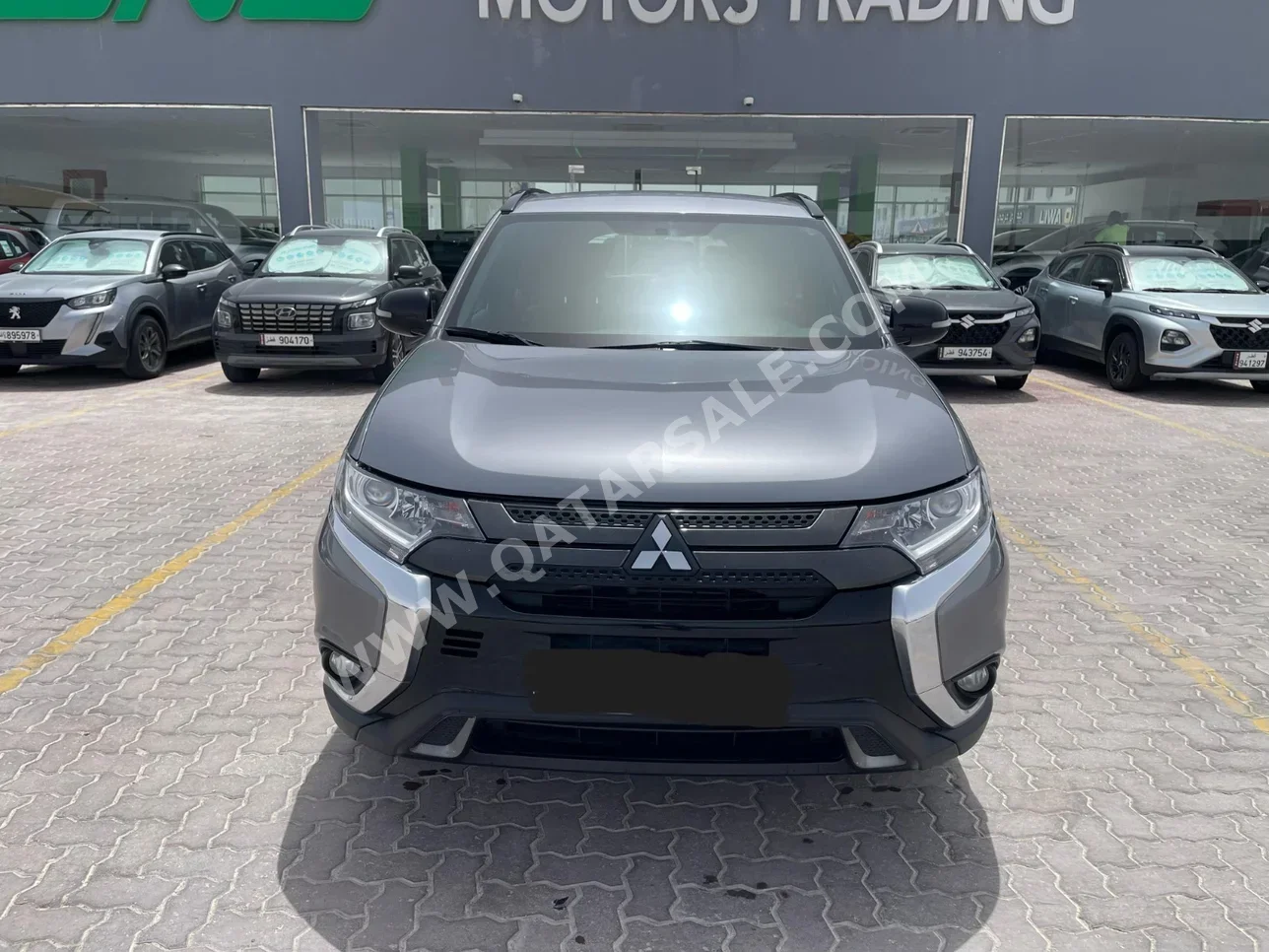 Mitsubishi  Outlander  2022  Automatic  57,000 Km  4 Cylinder  Four Wheel Drive (4WD)  SUV  Silver  With Warranty
