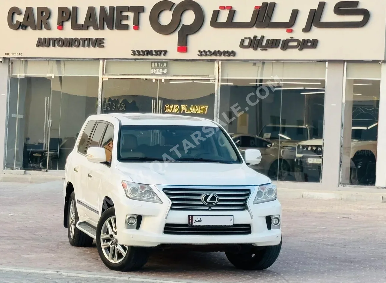 لكزس  ال اكس  570  2014  اوتوماتيك  265,000 كم  8 سلندر  دفع رباعي  اس يو في  أبيض