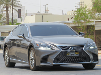 Lexus  LS  500  2019  Automatic  60,000 Km  6 Cylinder  Rear Wheel Drive (RWD)  Sedan  Gray
