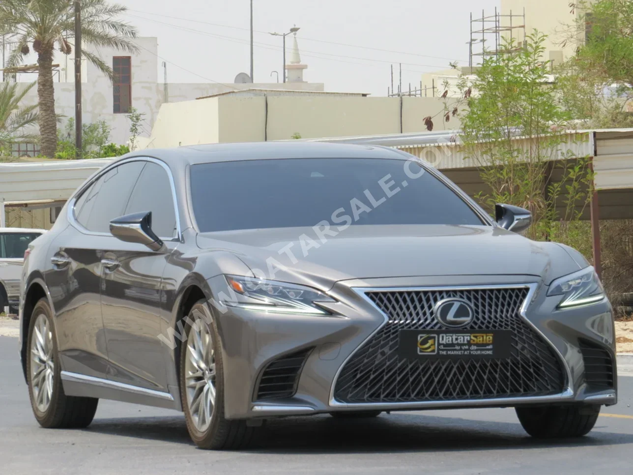 Lexus  LS  500  2019  Automatic  60,000 Km  6 Cylinder  Rear Wheel Drive (RWD)  Sedan  Gray