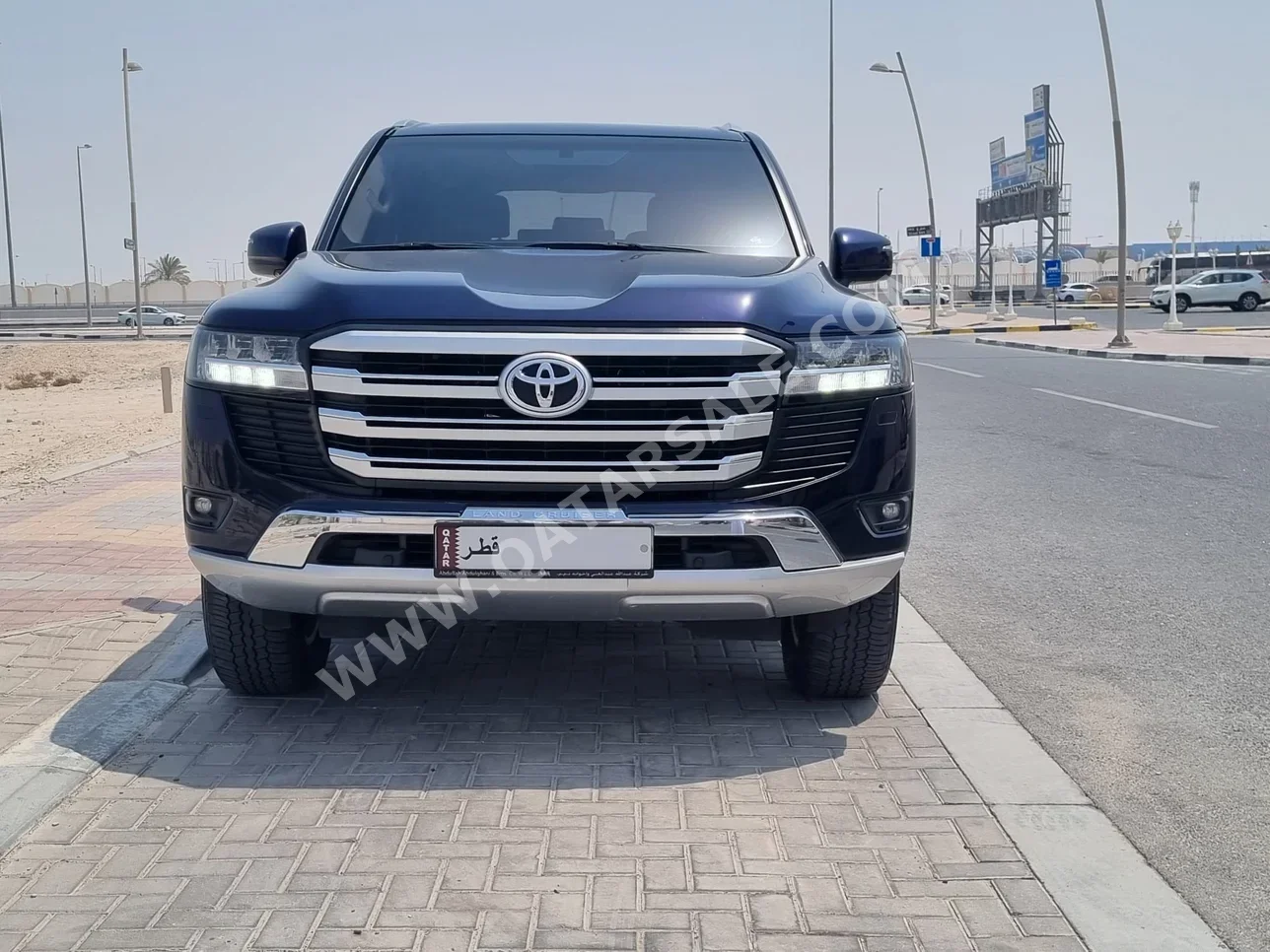 Toyota  Land Cruiser  GXR  2022  Automatic  171,000 Km  6 Cylinder  Four Wheel Drive (4WD)  SUV  Dark Blue