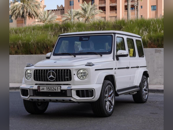 مرسيدس - بنز  اي - كلاس  63 AMG  2025  اوتوماتيك  0 كم  8 سلندر  دفع خلفي  سيدان  أبيض  تحت الضمان