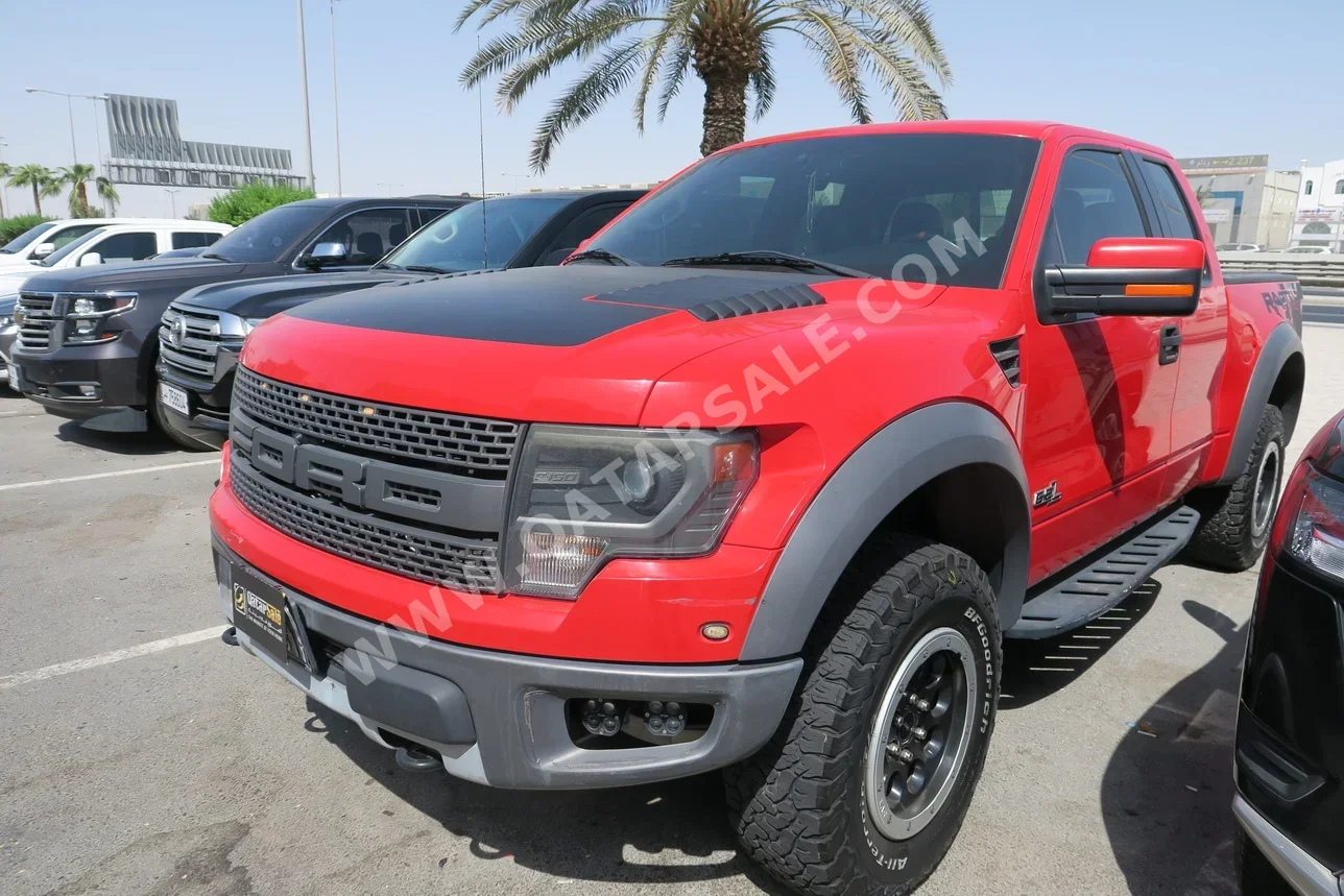 فورد  رابتر  2014  اوتوماتيك  122,000 كم  8 سلندر  دفع رباعي  بيكب  أحمر