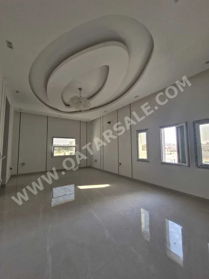 Family Residential - Not Furnished - Al Khor - Al Khor - 5 Bedrooms