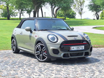 Mini  Cooper  JCW  2020  Automatic  72,000 Km  4 Cylinder  Front Wheel Drive (FWD)  Convertible  Gray