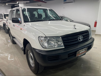 Toyota  Land Cruiser  G  2007  Manual  223,000 Km  6 Cylinder  All Wheel Drive (AWD)  SUV  White