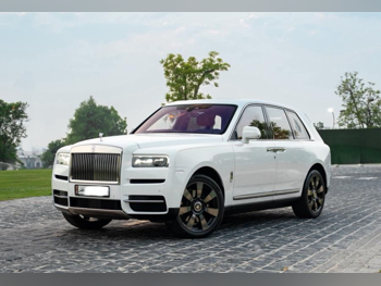 Rolls-Royce  Cullinan  2020  Automatic  38,000 Km  12 Cylinder  Four Wheel Drive (4WD)  SUV  White  With Warranty
