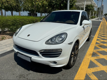 Porsche  Cayenne  S  2012  Automatic  203,000 Km  8 Cylinder  Four Wheel Drive (4WD)  SUV  White