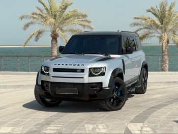Land Rover  Defender  110 HSE  2022  Automatic  65,000 Km  6 Cylinder  Four Wheel Drive (4WD)  SUV  Silver  With Warranty