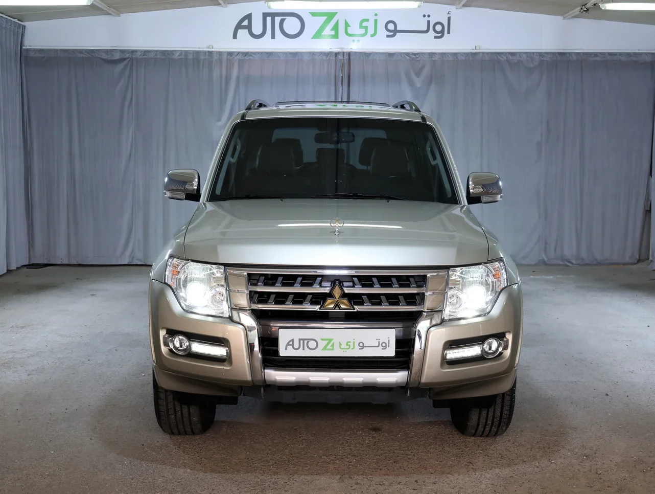 ميتسوبيشي باجيرو GLS 2022 اوتوماتيك 67,000 كم 6 سلندر دفع رباعي اس يو في ذهبي