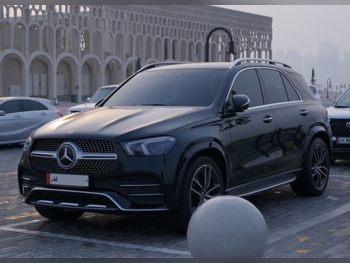 مرسيدس - بنز  جي ال اي  450 اي ام جي  2021  اوتوماتيك  80,000 كم  6 سلندر  دفع رباعي  اس يو في  أسود