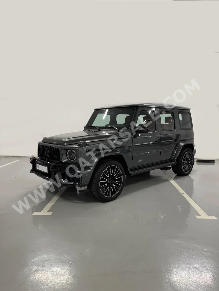 Mercedes-Benz  G-Class  63 AMG  2025  Automatic  14,000 Km  8 Cylinder  Four Wheel Drive (4WD)  SUV  Gray  With Warranty
