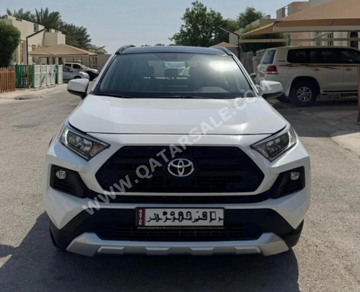 Toyota  Rav 4  2023  Automatic  58,000 Km  4 Cylinder  Four Wheel Drive (4WD)  SUV  Pearl  With Warranty