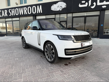 Land Rover  Range Rover  Vogue HSE  2023  Automatic  100,000 Km  8 Cylinder  Four Wheel Drive (4WD)  SUV  White