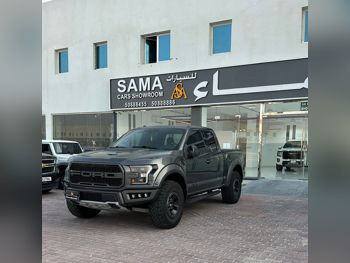 Ford  F  150 Raptor  2018  Automatic  186,000 Km  8 Cylinder  Four Wheel Drive (4WD)  Pick Up  Black