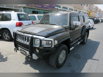 Hummer  H3  2008  Automatic  294,000 Km  3 Cylinder  Four Wheel Drive (4WD)  SUV  Black