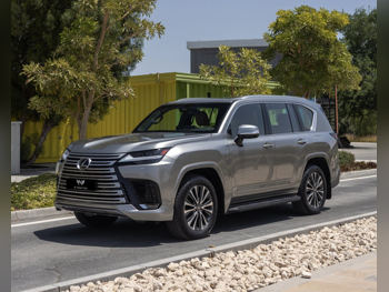 Lexus  LX  600 Luxury  2025  Automatic  8,000 Km  6 Cylinder  Four Wheel Drive (4WD)  SUV  Silver  With Warranty