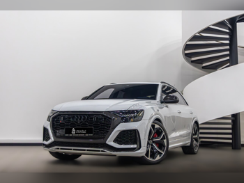 Audi  RSQ8  2021  Automatic  64,400 Km  8 Cylinder  All Wheel Drive (AWD)  SUV  White and Black  With Warranty