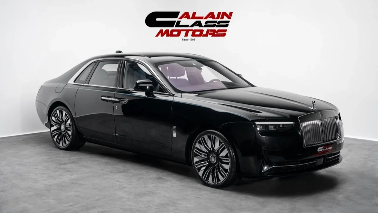 Rolls-Royce  Ghost  2025  Automatic  0 Km  12 Cylinder  All Wheel Drive (AWD)  Sedan  Black  With Warranty