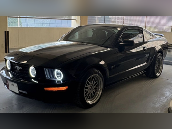 Ford  Mustang  GT  2008  Automatic  132,000 Km  8 Cylinder  Rear Wheel Drive (RWD)  Coupe / Sport  Black