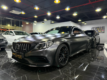 مرسيدس - بنز  سي - كلاس  63 AMG اس  2019  اوتوماتيك  24,000 كم  8 سلندر  دفع خلفي  كوبيه \ سبورت  رمادي مطفي