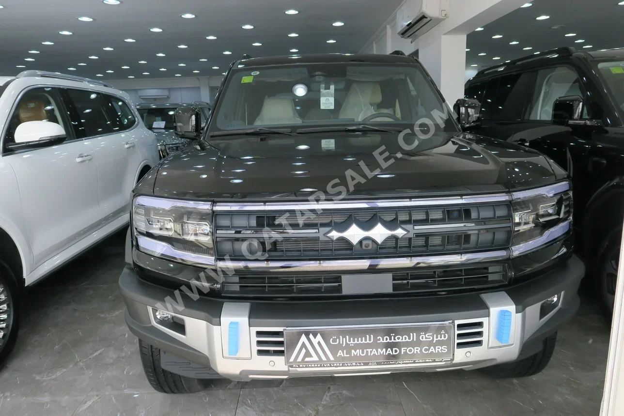 بي واي دي  ليوبيرد 5  2026  اوتوماتيك  0 كم  4 سلندر  دفع رباعي  اس يو في  أسود  تحت الضمان