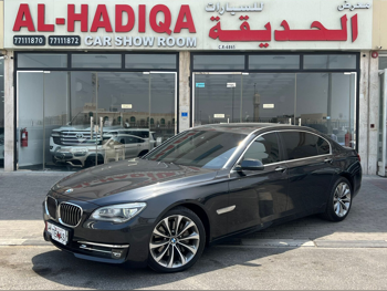 بي ام دبليو  الفئة - السابعة  730 Li  2015  اوتوماتيك  103,000 كم  6 سلندر  دفع خلفي  سيدان  رمادي