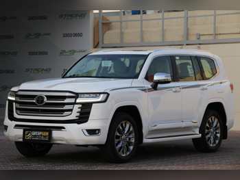 Toyota  Land Cruiser  VXR Twin Turbo  2024  Automatic  49,000 Km  6 Cylinder  Four Wheel Drive (4WD)  SUV  White  With Warranty