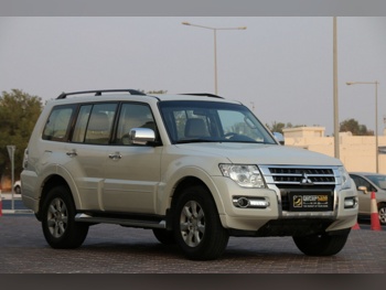 Mitsubishi  Pajero  2020  Automatic  68,700 Km  6 Cylinder  Four Wheel Drive (4WD)  SUV  White