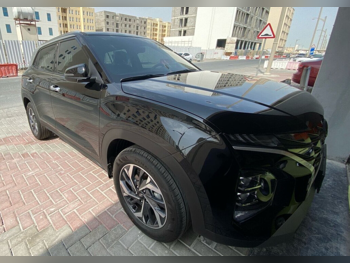 Hyundai  Creta  Deluxe  2025  Automatic  8,000 Km  4 Cylinder  Front Wheel Drive (FWD)  SUV  Black and Silver  With Warranty