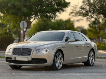 Bentley  Continental  Flying Spur  2017  Automatic  95,000 Km  8 Cylinder  All Wheel Drive (AWD)  Sedan  Gold